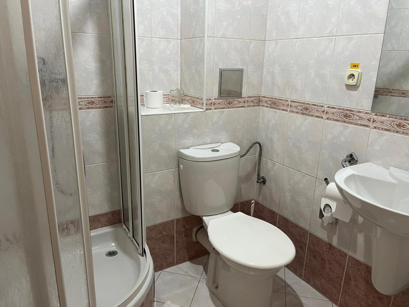 Garni G Hotel Žilina Buitenkant foto